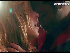 Angelica Blandon Blonde, Butt scene in Fragments of Love (2017) 5