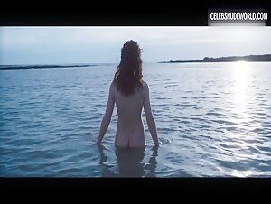 Laura Dupre butt, Nude scene in Slack Bay (2016) 15