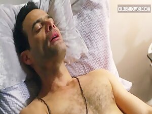 Erendira Ibarra Cheeks, Kissing scene in Ingobernable (2017-2018) 12