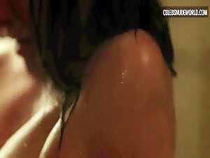 Kate del Castillo Nude, Wet scene in Ingobernable (2017-2018) 17