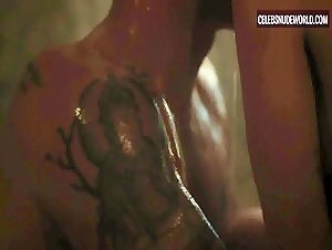 Kate del Castillo Nude, Wet scene in Ingobernable (2017-2018) 3