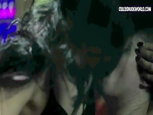 Tamara Mazarrasa Underwear, Bar scene in Ingobernable (2017-2018) 6