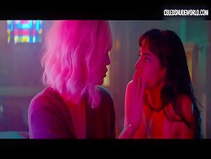 Sofia Boutella Blonde, Brunette scene in Atomic Blonde (2017) 2