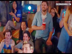 Noël Wells Laughing, Sexy scene in Mr. Roosevelt (2017) 10