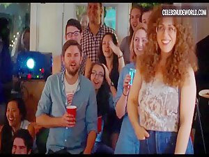 Noël Wells Laughing, Sexy scene in Mr. Roosevelt (2017) 11