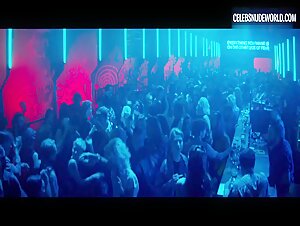 Charlize Theron, Sofia Boutella Kissing, Club scene in Atomic Blonde (2017) 12