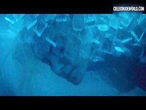 Charlize Theron Nude, Blonde scene in Atomic Blonde (2017) 13