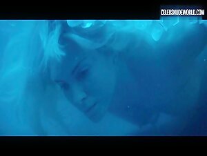 Charlize Theron Nude, Blonde scene in Atomic Blonde (2017) 19
