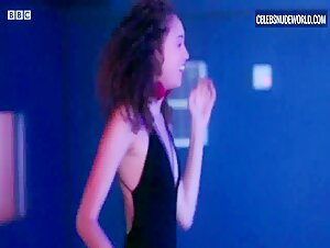 Rachel Hurd-Wood, Sophia Brown Party, Black scene in Clique (2017-2018) 15