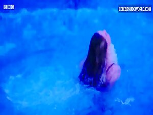 Rachel Hurd-Wood, Sophia Brown Party, Black scene in Clique (2017-2018) 19