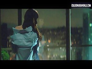 Dakota Johnson Nude, Balcony scene in Fifty Shades Darker (2017) 11