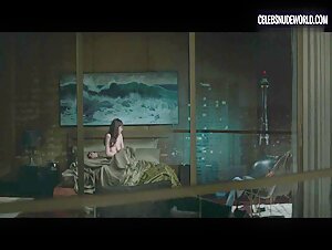 Dakota Johnson Nude, Balcony scene in Fifty Shades Darker (2017) 2