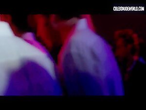 Jasna Fritzi Bauer, Arly Jover Dancing, Nightclub scene in Axolotl Overkill (2017) 14