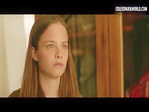 Mavie Hörbiger Changing, German scene in Axolotl Overkill (2017) 13