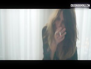 Jasna Fritzi Bauer, Arly Jover Dancing, Smoking scene in Axolotl Overkill (2017) 14