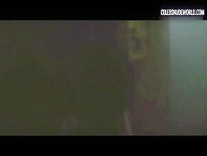 Jasna Fritzi Bauer, Mavie Hörbiger Nightclub, Dancing scene in Axolotl Overkill (2017) 2