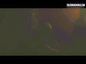 Jasna Fritzi Bauer, Mavie Hörbiger Nightclub, Dancing scene in Axolotl Overkill (2017) 9