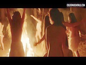Aubrey Plaza, Jemima Kirke, Kate Micucci, Vanessa Villa, Rossella Ambrosini, Rossana Bena Nude, Night scene in The Little Hours (2017) 7