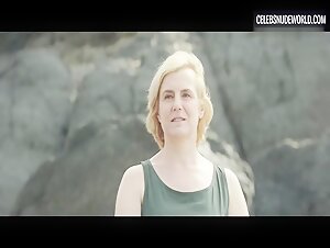 Ingrid García Jonsson Waves, Ocean scene in Acantilado (2016) 14