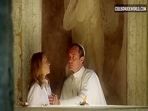 Ludivine Sagnier Crucifix, Priest scene in The Young Pope (2016) 12