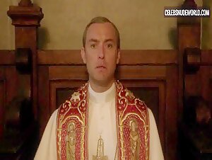 Olivia Macklin underwear, Nude scene in The Young Pope (2016) 2