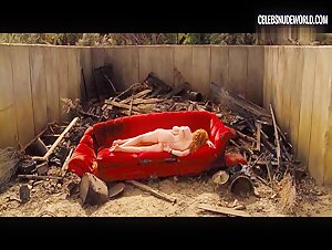 Ellie Bamber butt, Nude scene in Nocturnal Animals (2016) 4