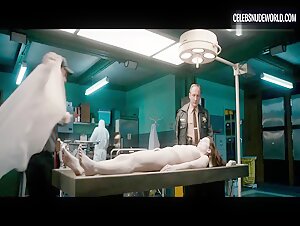 Olwen Catherine Kelly breasts, Nude scene in The Autopsy of Jane Doe (2016) 18