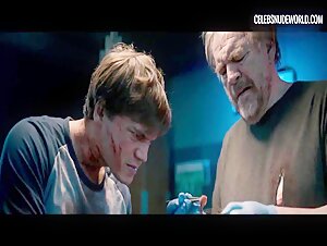 Olwen Catherine Kelly breasts, Nude scene in The Autopsy of Jane Doe (2016) 16