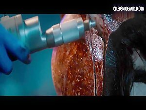 Olwen Catherine Kelly breasts, Nude scene in The Autopsy of Jane Doe (2016) 9