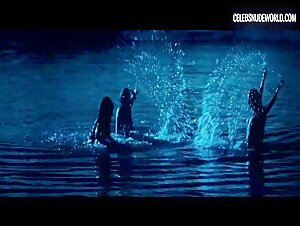 Radhika Apte, Surveen Chawla, Tannishtha Chatterjee Splashing, Nighttime scene in Parched (2016) 11