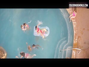 Anna Kendrick, Aubrey Plaza Sexy, bikini scene in Mike and Dave Need Wedding Dates (2016) 5