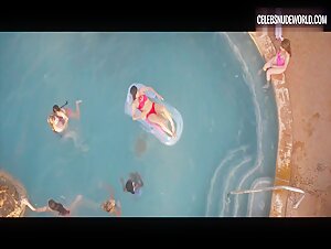 Anna Kendrick, Aubrey Plaza Sexy, bikini scene in Mike and Dave Need Wedding Dates (2016) 7